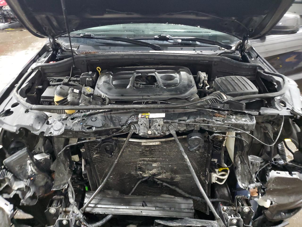 2018 Jeep Grand Cherokee - Image 13