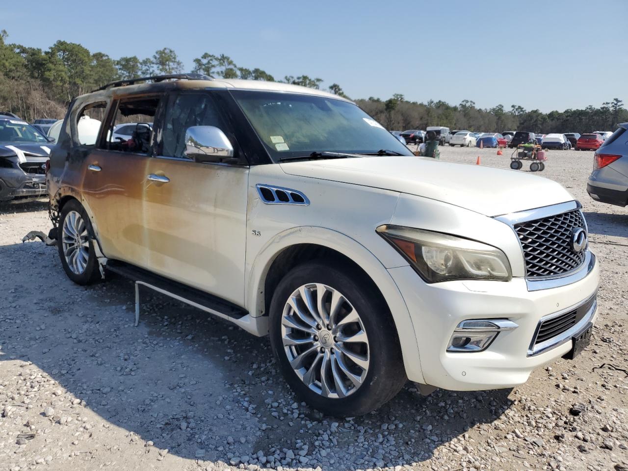 2015 Infiniti QX80 - Image 4