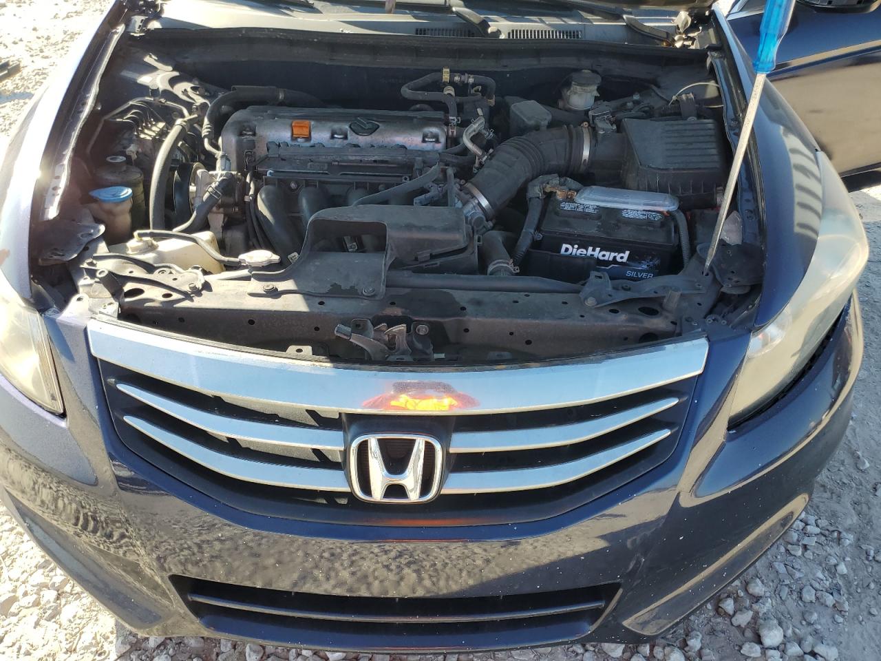 2009 Honda Accord - Image 13