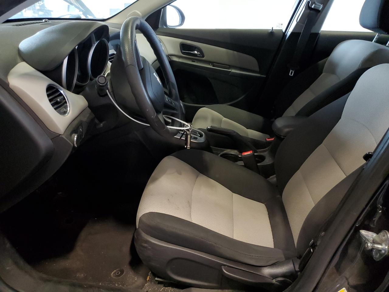 2016 Chevrolet Cruze - Image 7
