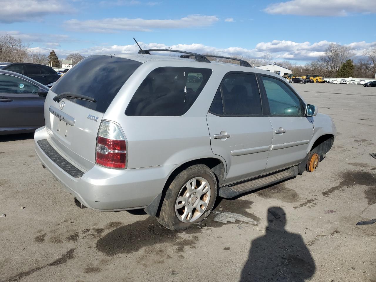 2004 Acura MDX - Image 3