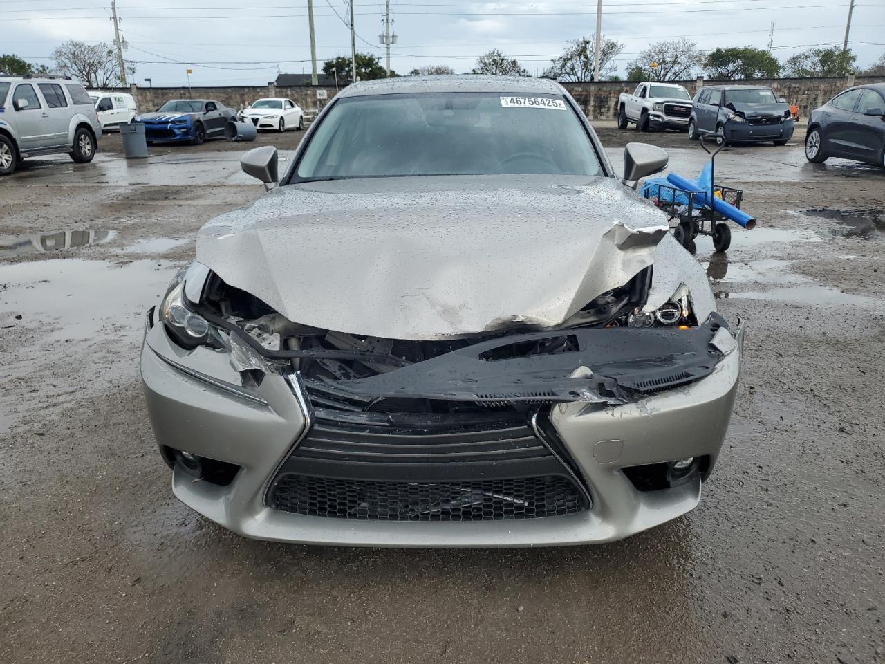 2015 Lexus IS - Image 5
