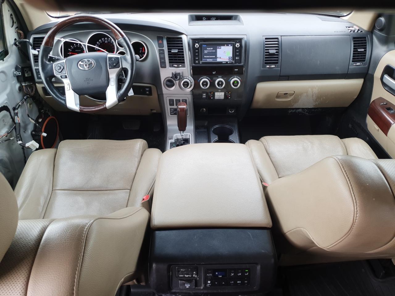 2014 Toyota Sequoia - Image 8