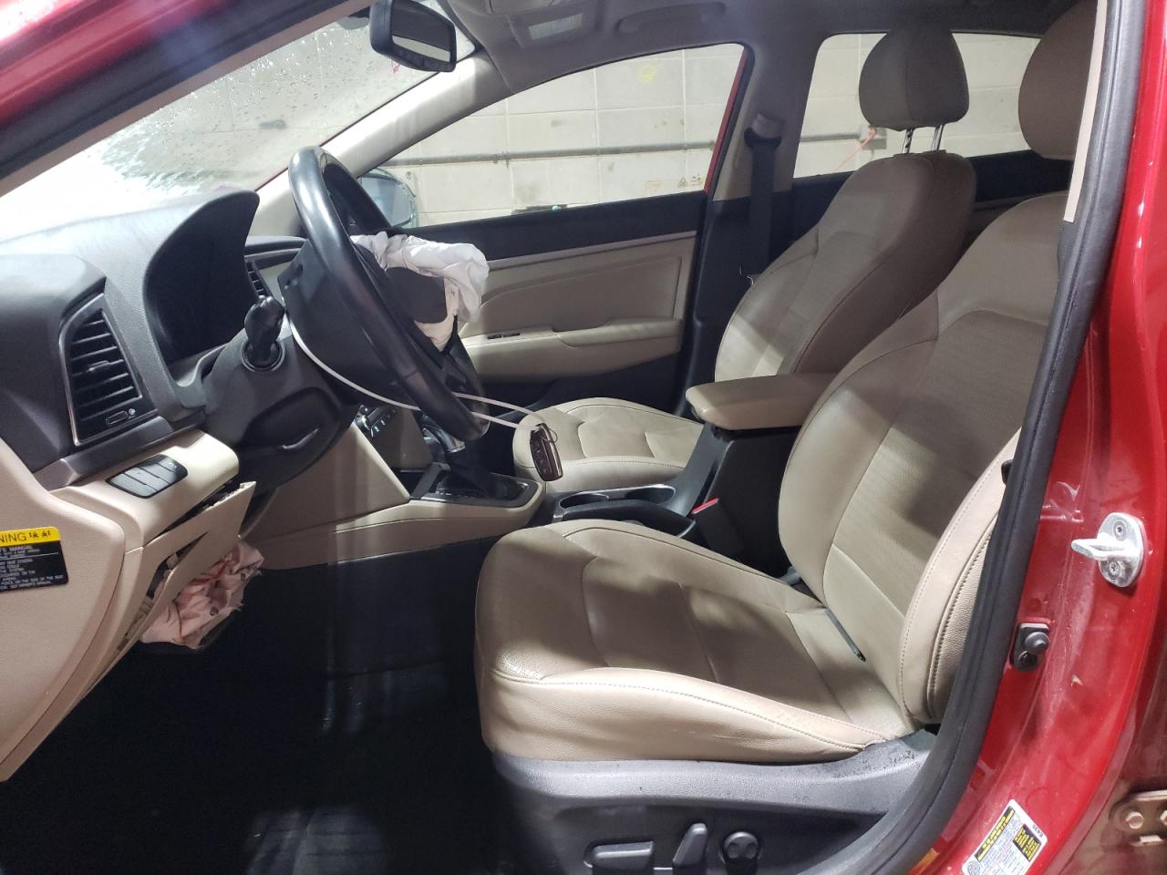 2017 Hyundai Elantra - Image 7