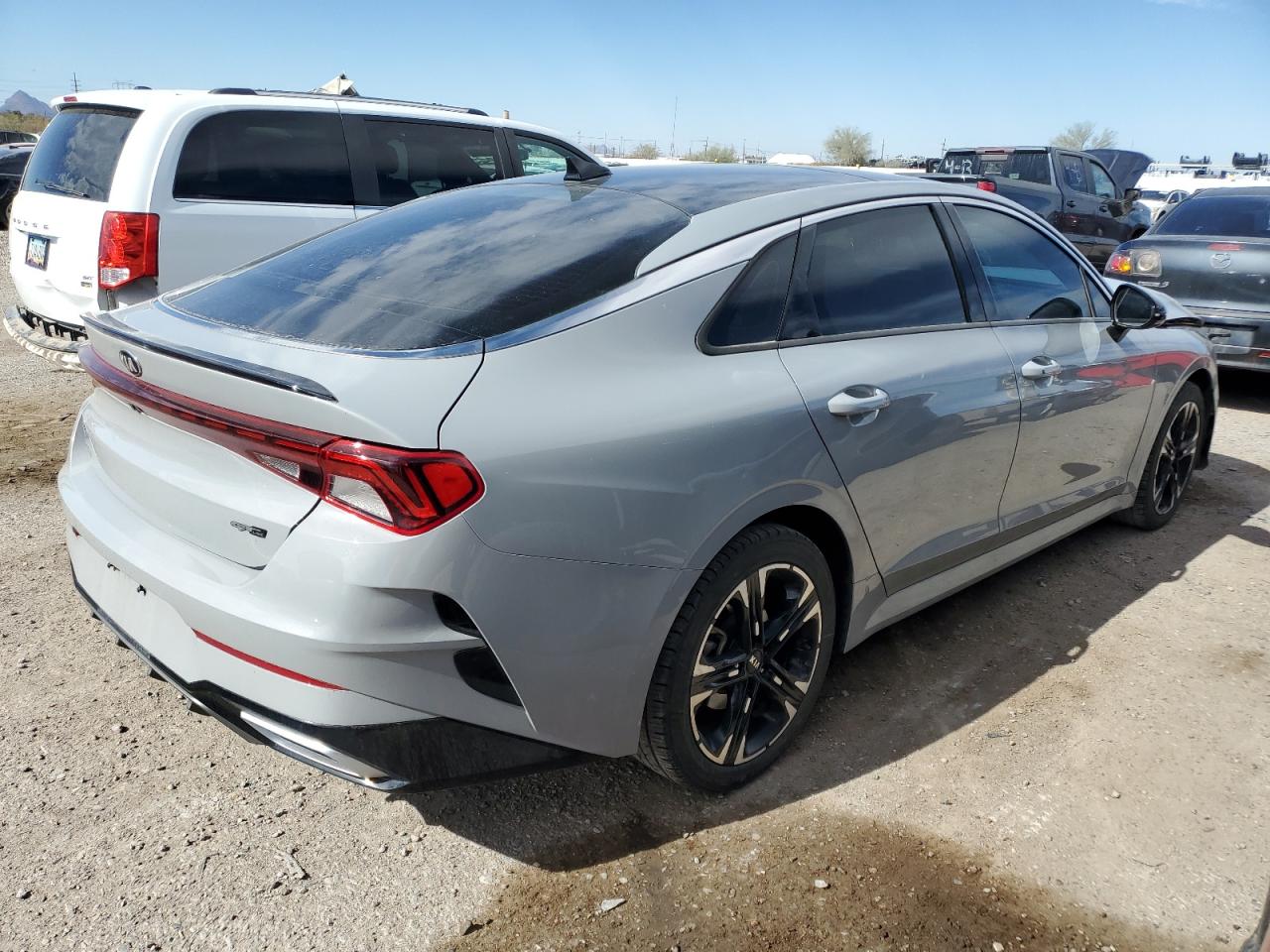 2021 Kia K5 - Image 3