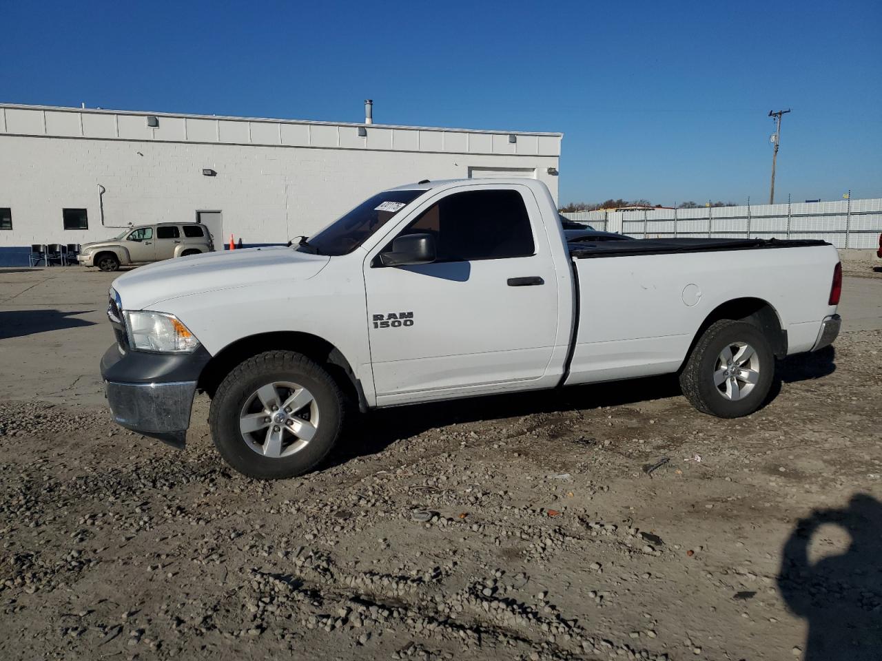 2015 Ram 1500 St იყიდება Farr West-ში, UT - Side