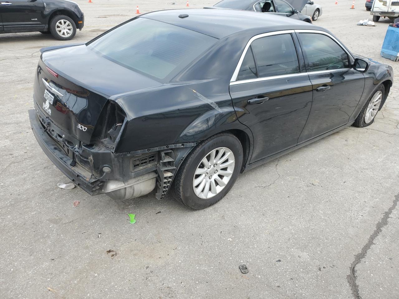 2014 Chrysler 300 - Image 3