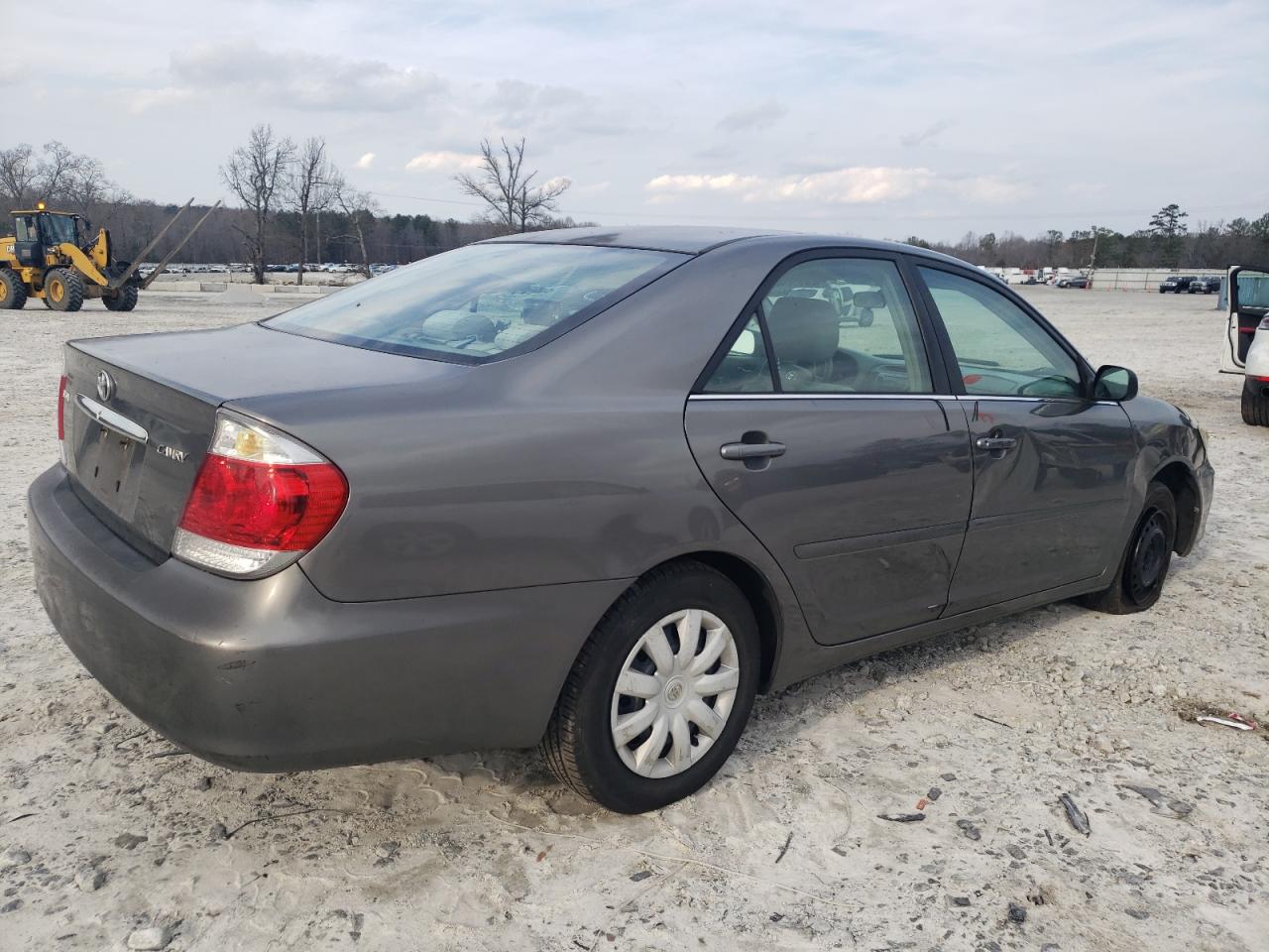 2005 Toyota Camry - Image 3