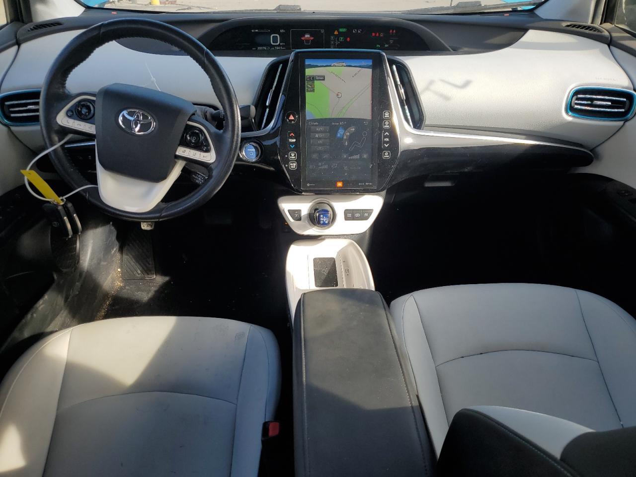 2017 Toyota Prius - Image 8