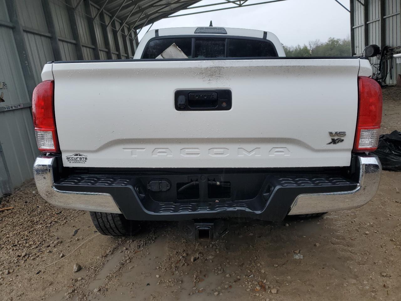 2017 Toyota Tacoma - Image 6