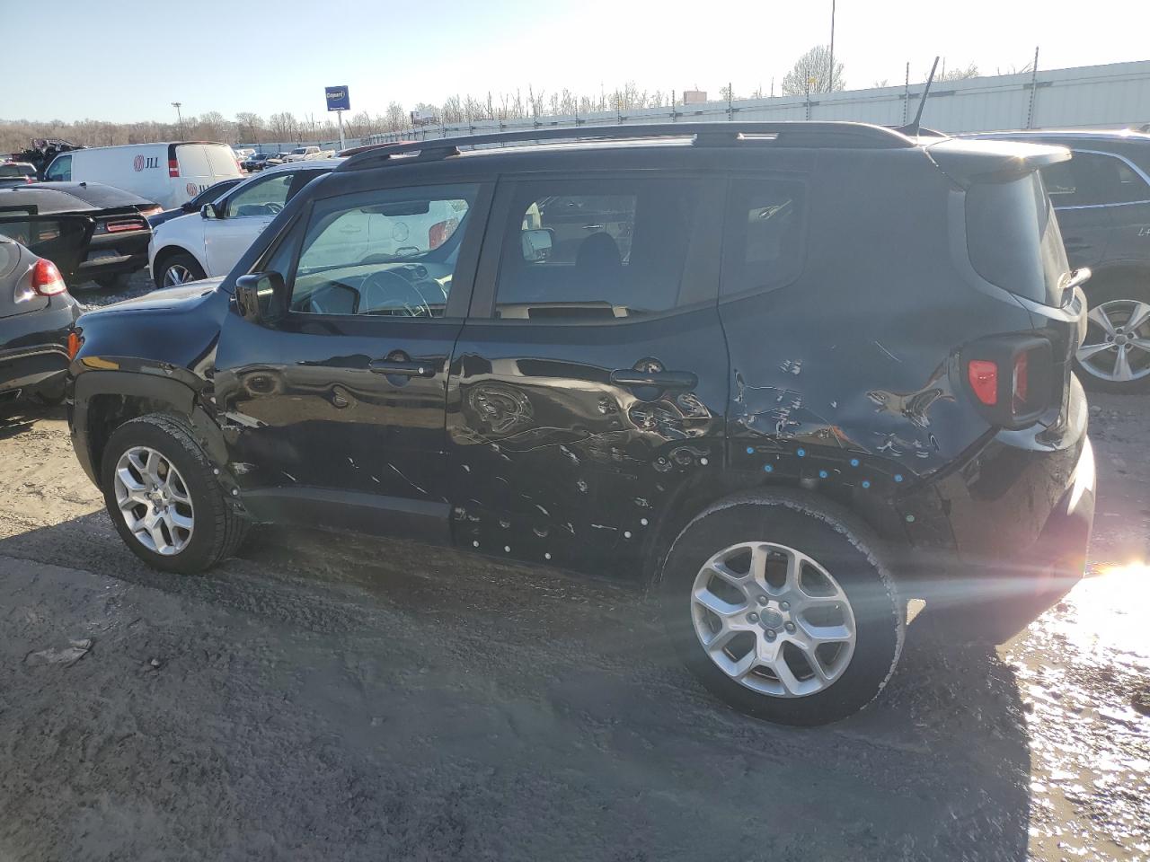 2018 Jeep Renegade - Image 2