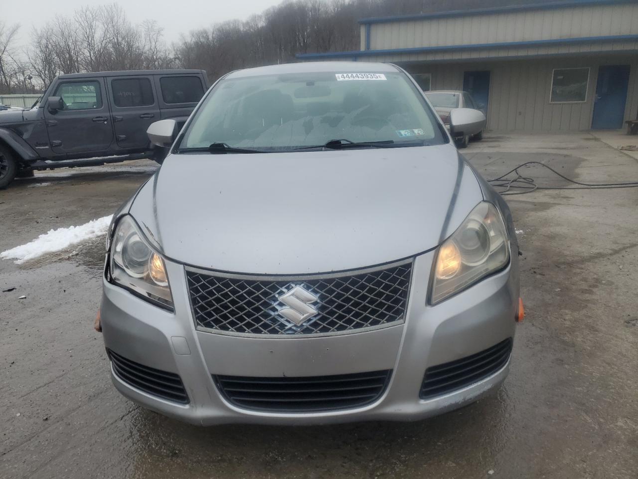 2011 Suzuki Kizashi - Image 5