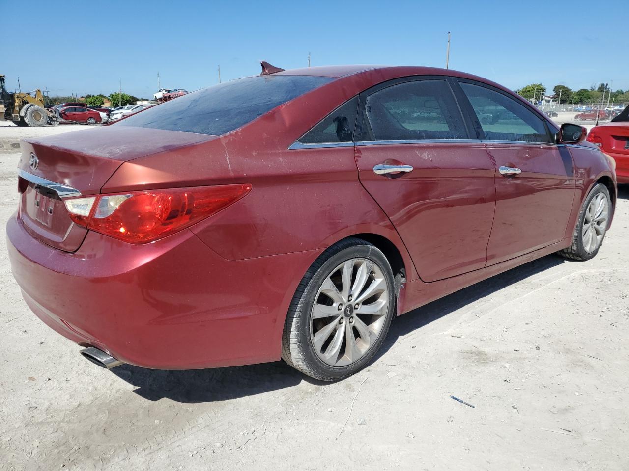 2011 Hyundai Sonata - Image 3
