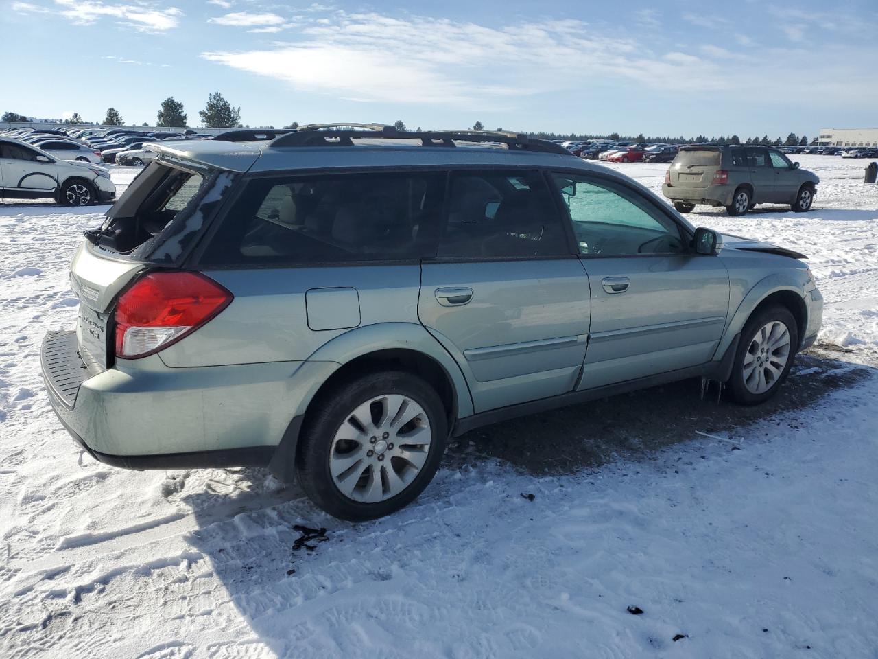 2009 Subaru Outback - Image 3
