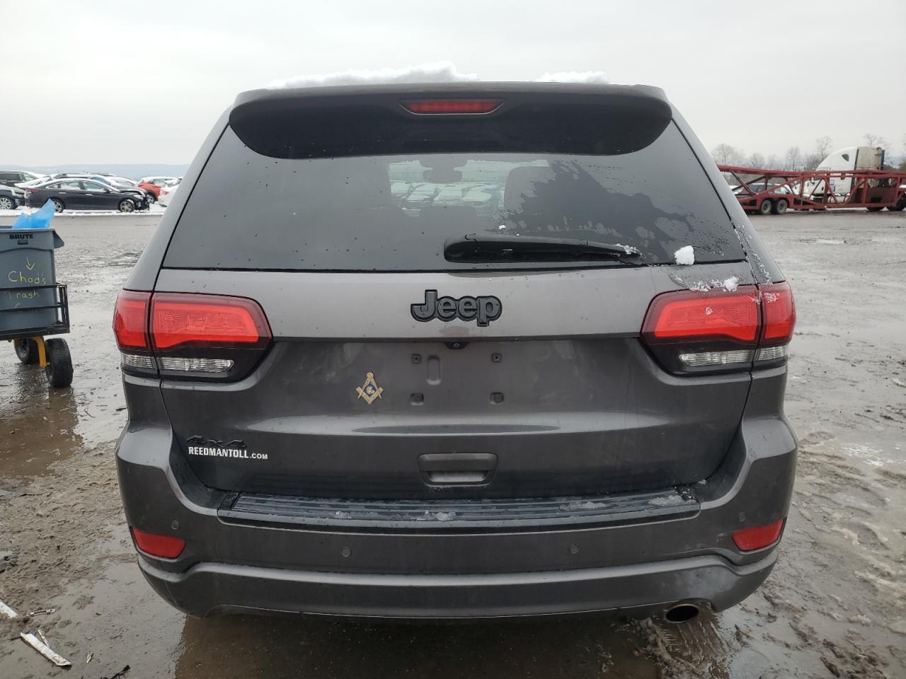2018 Jeep Grand Cherokee - Image 6