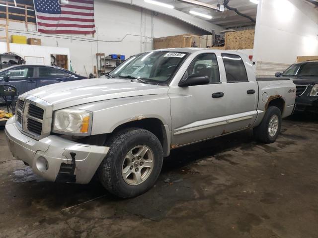 2005 Dodge Dakota Quad Slt