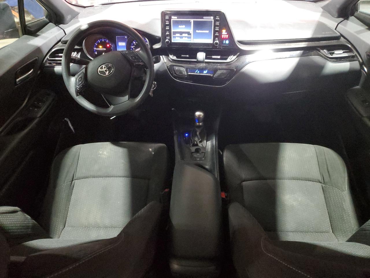 2019 Toyota C-HR - Image 8