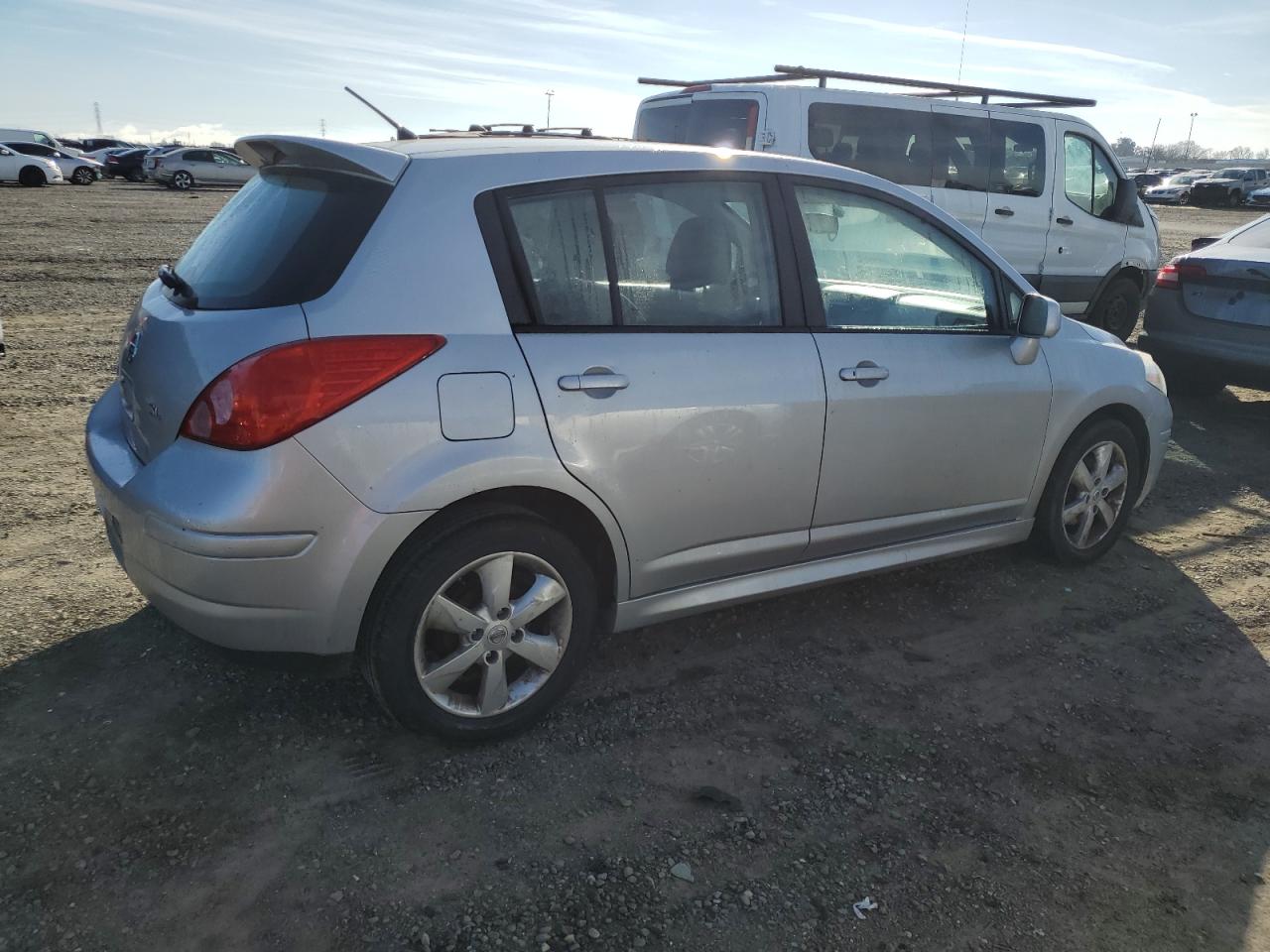 2012 Nissan Versa - Image 3