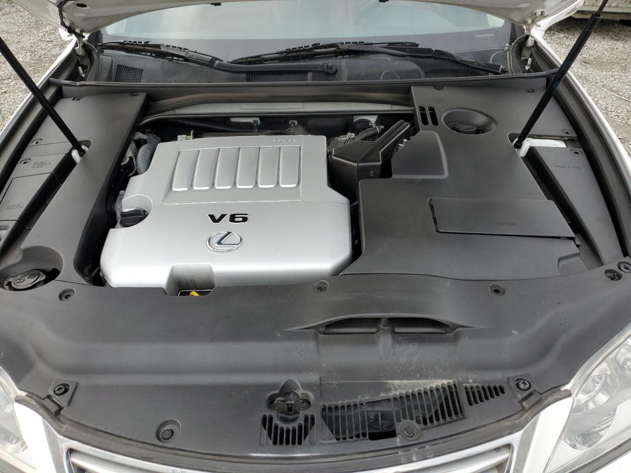 2012 Lexus ES - Image 11