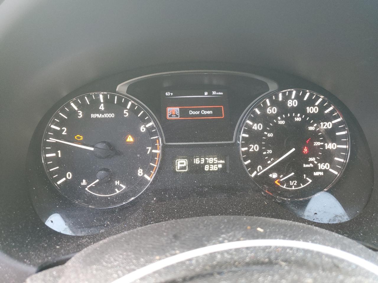 2015 Nissan Altima - Image 9