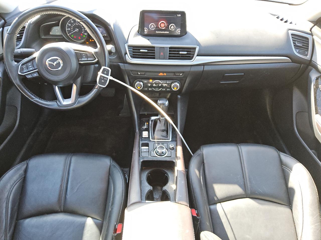 2018 Mazda 3 Touring VIN: 3MZBN1V39JM243174 Lot: 88895755