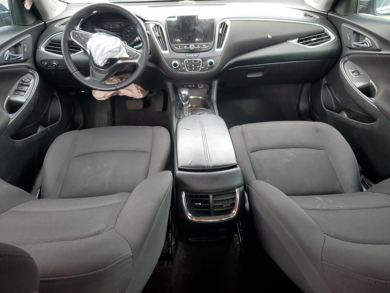 2021 Chevrolet Malibu - Image 8