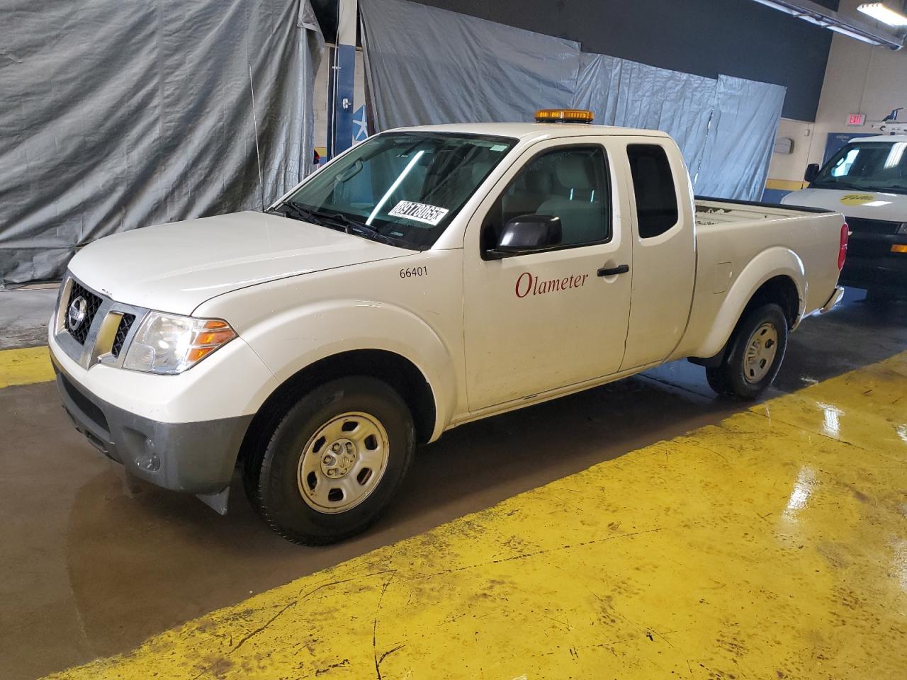 2017 Nissan Navara (Frontier) - Image 1