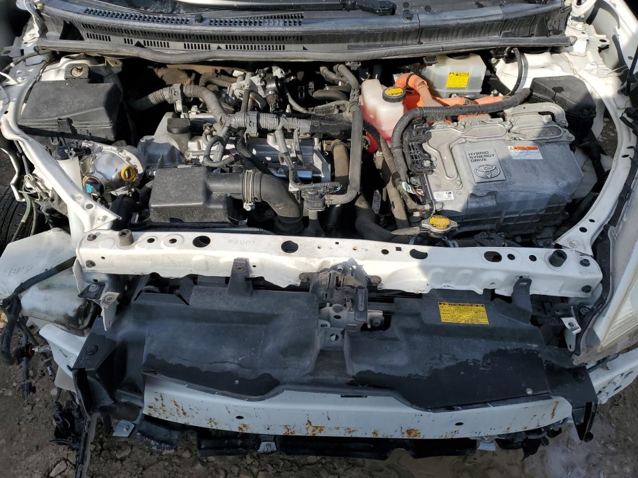2012 Toyota Prius - Image 11