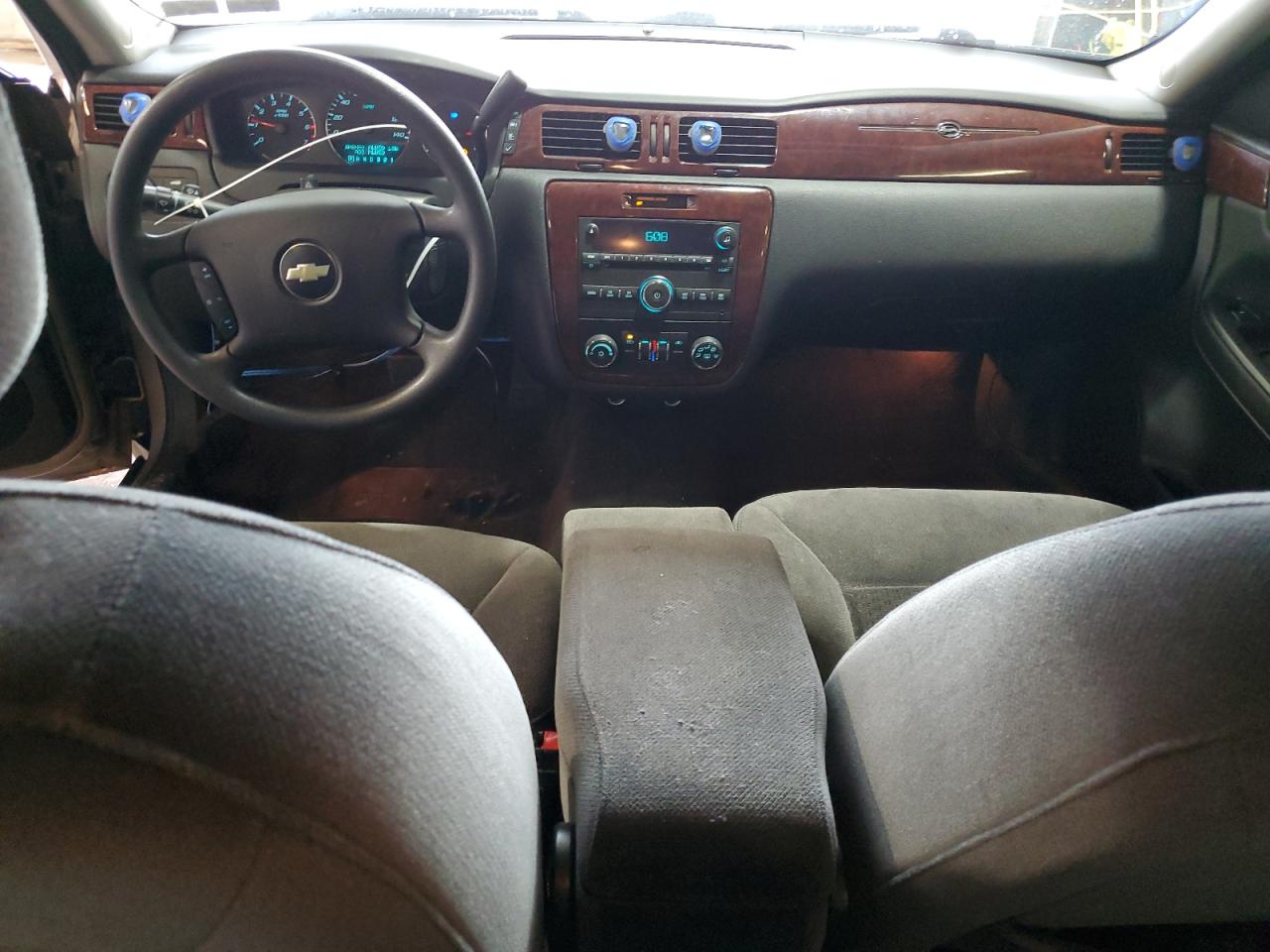 2006 Chevrolet Impala - Image 8