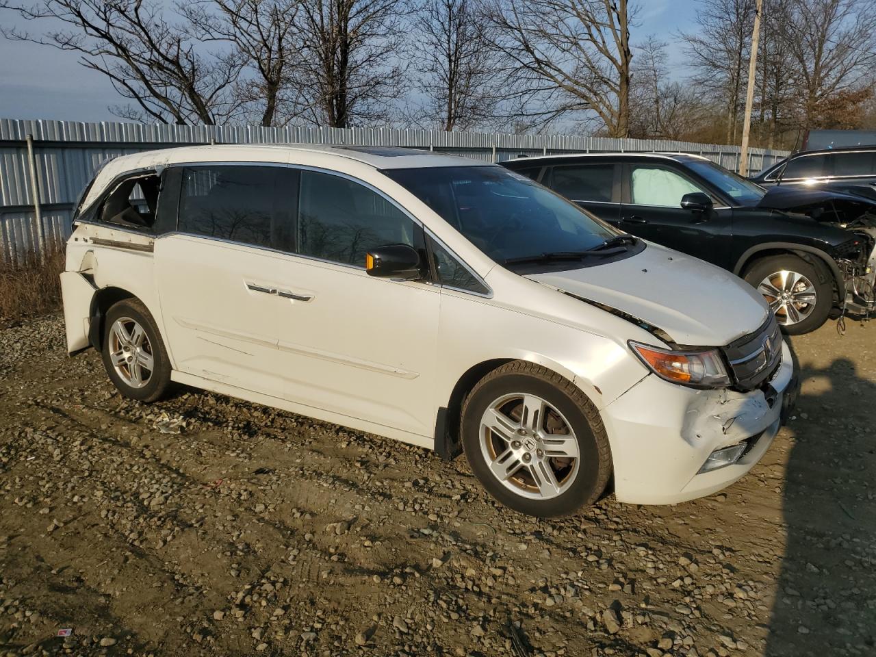 2013 Honda Odyssey - Image 4