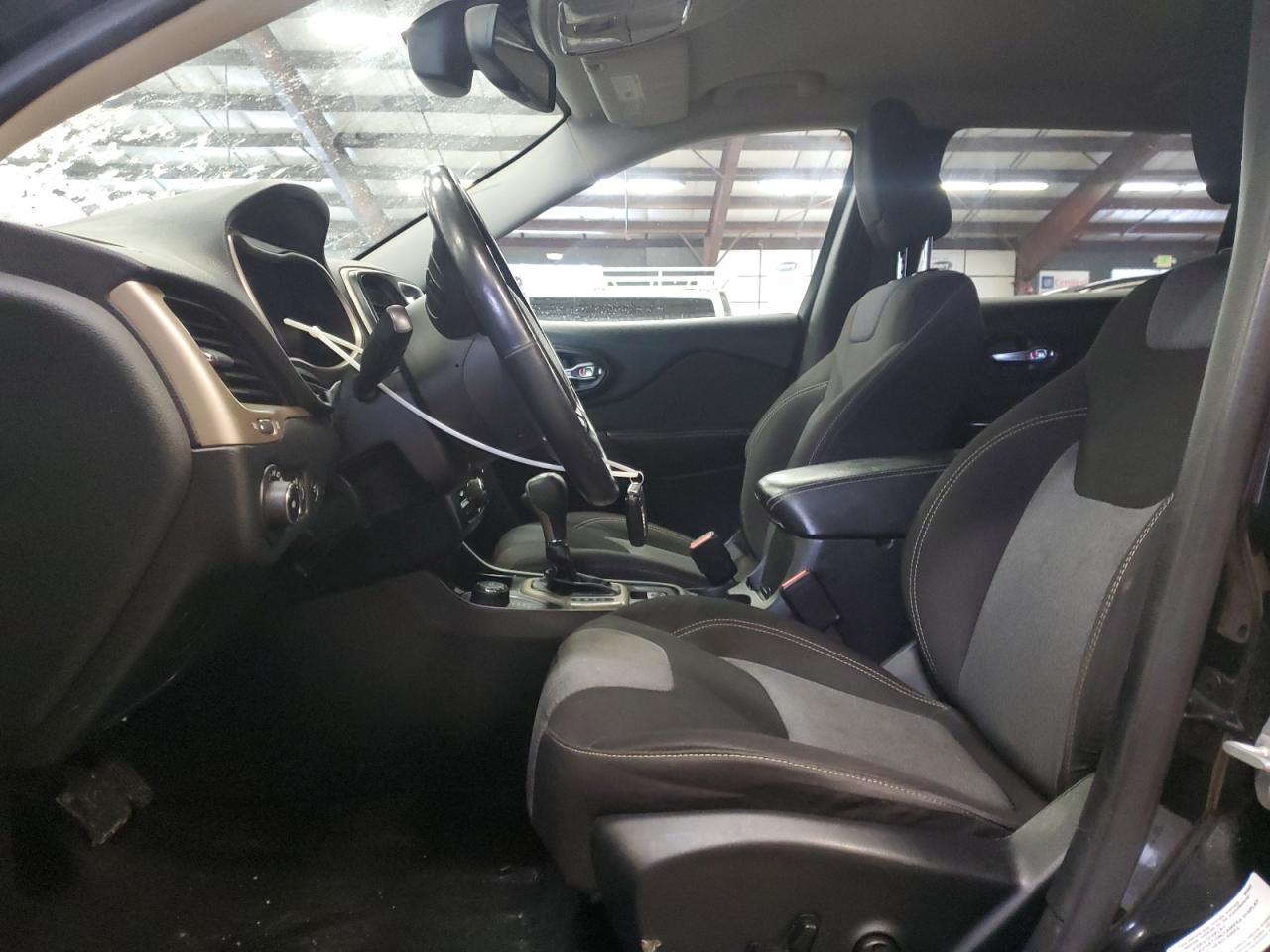 2014 Jeep Grand Cherokee - Image 7