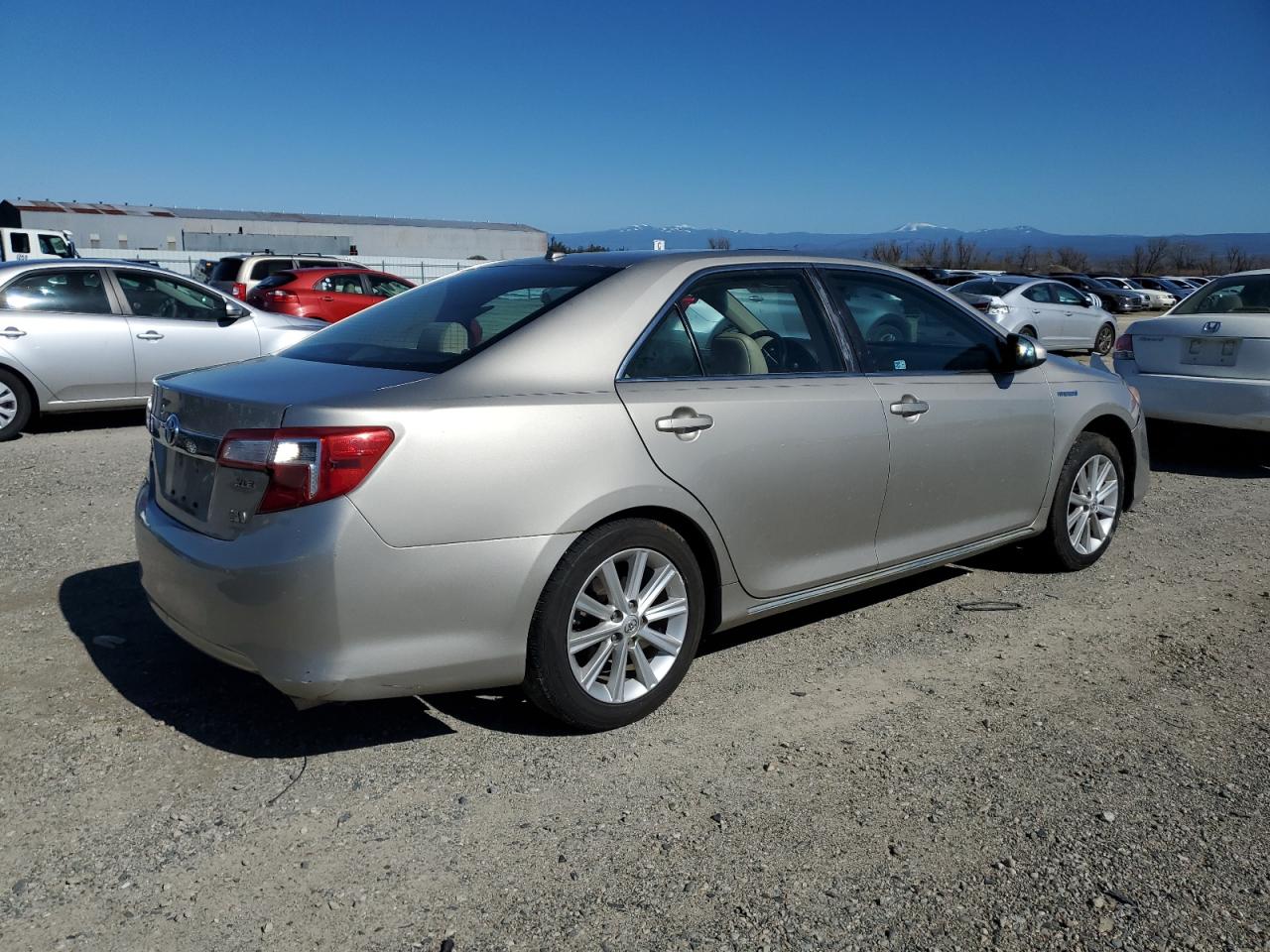 2013 Toyota Camry - Image 3