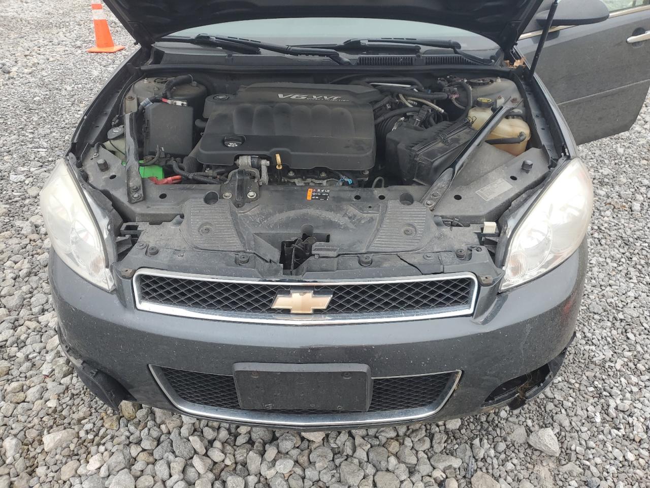 2013 Chevrolet Impala - Image 12