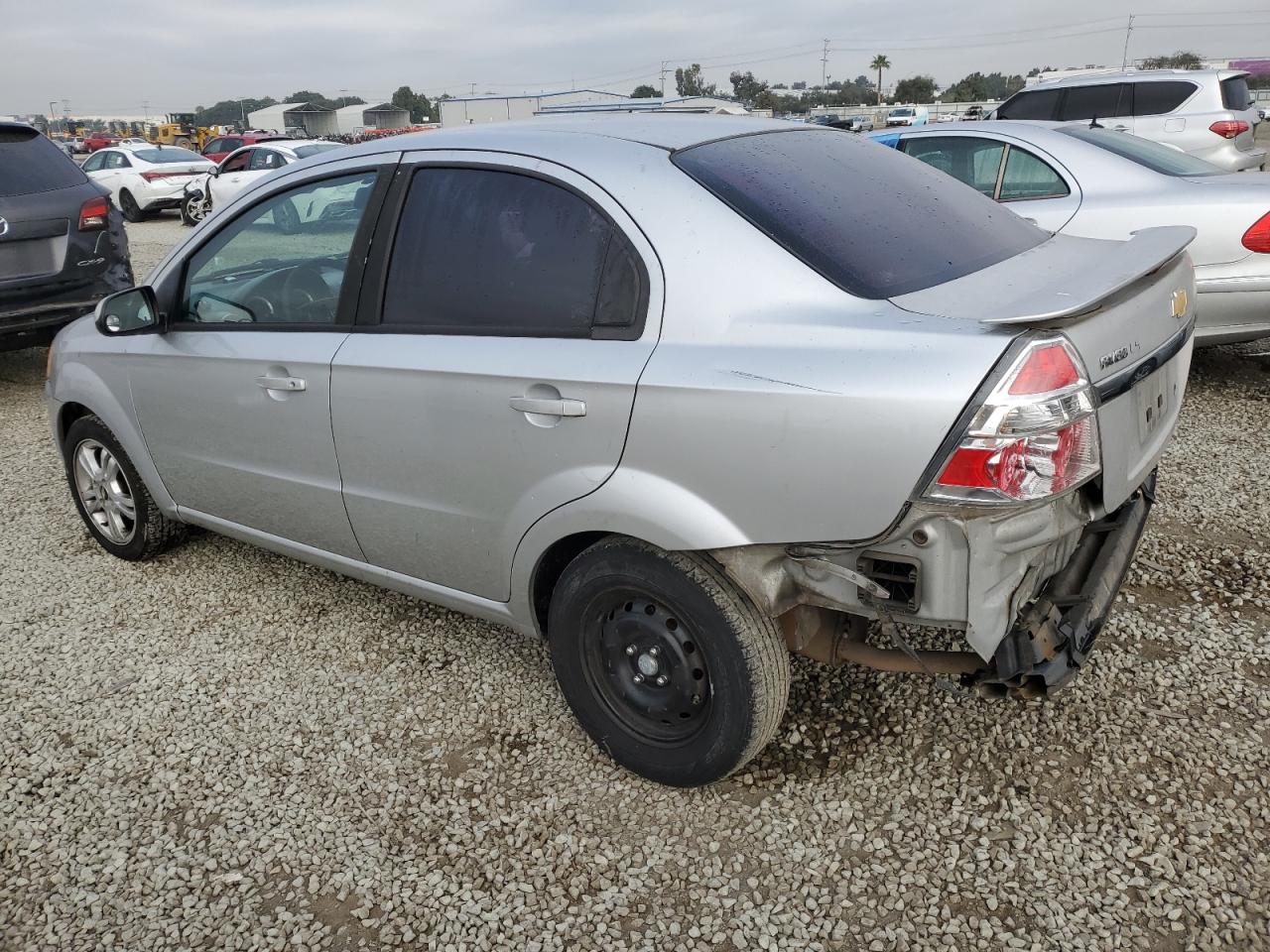 2011 Chevrolet Aveo - Image 2