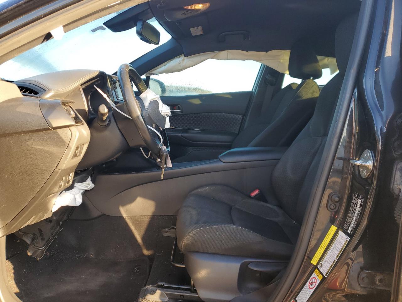 2018 Toyota C-HR - Image 7