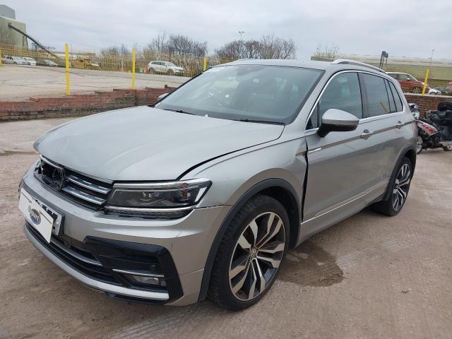 2018 VOLKSWAGEN TIGUAN R-L for sale at Copart ST HELENS