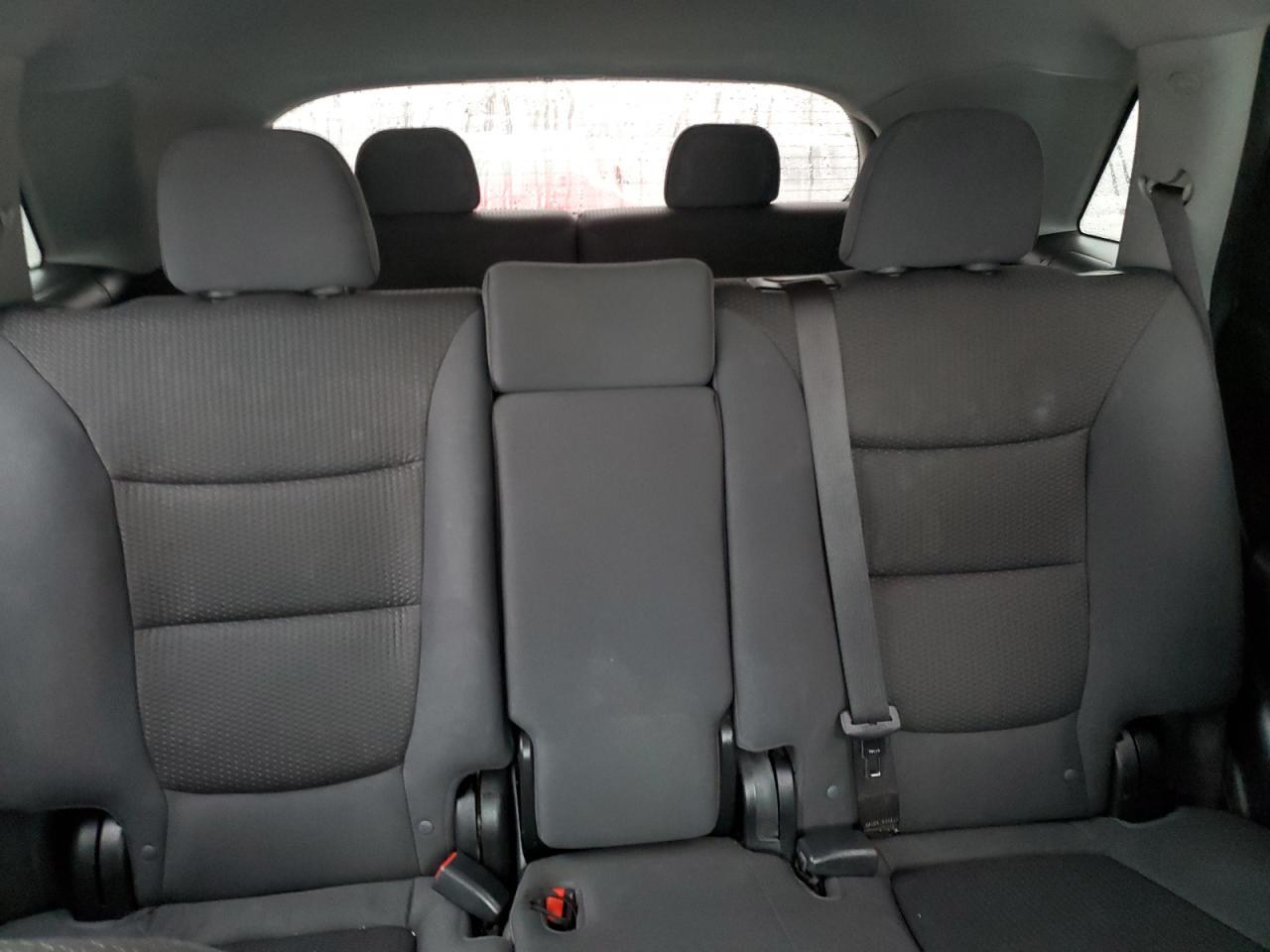 2011 Kia Sorento - Image 10