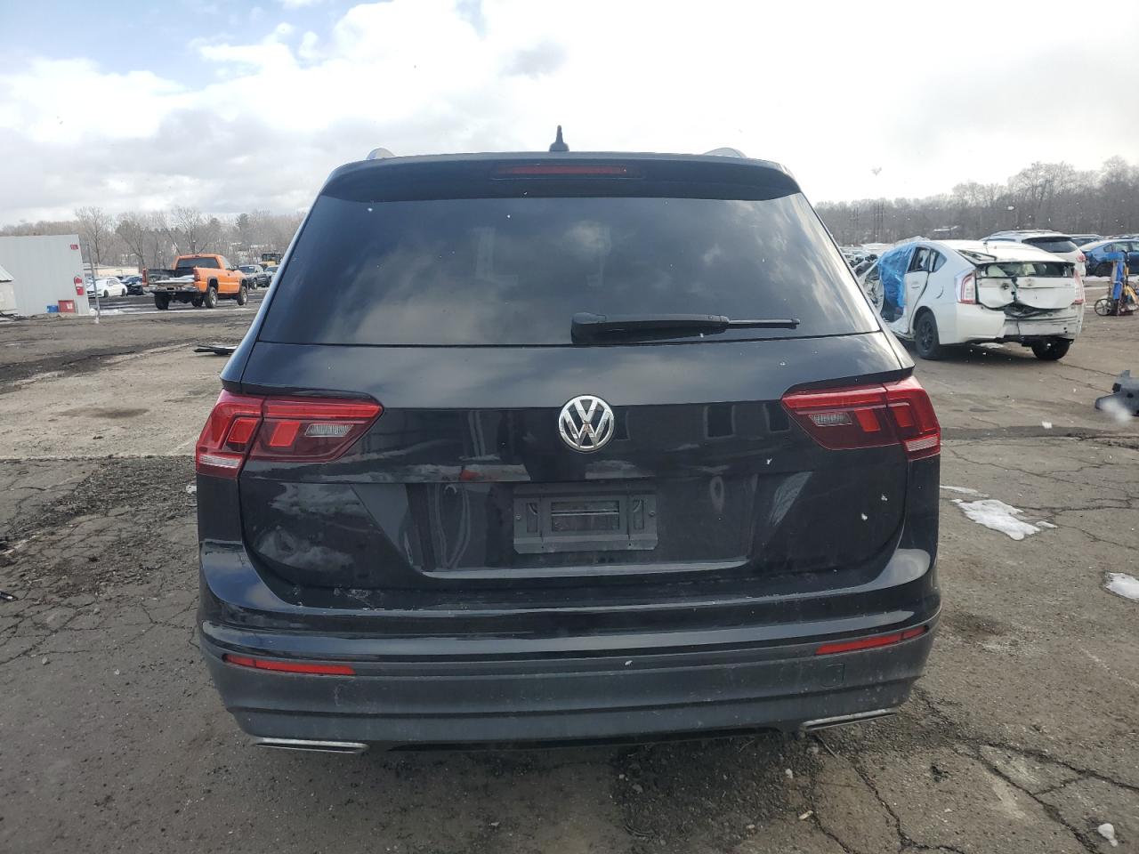 2020 Volkswagen Tiguan - Image 6