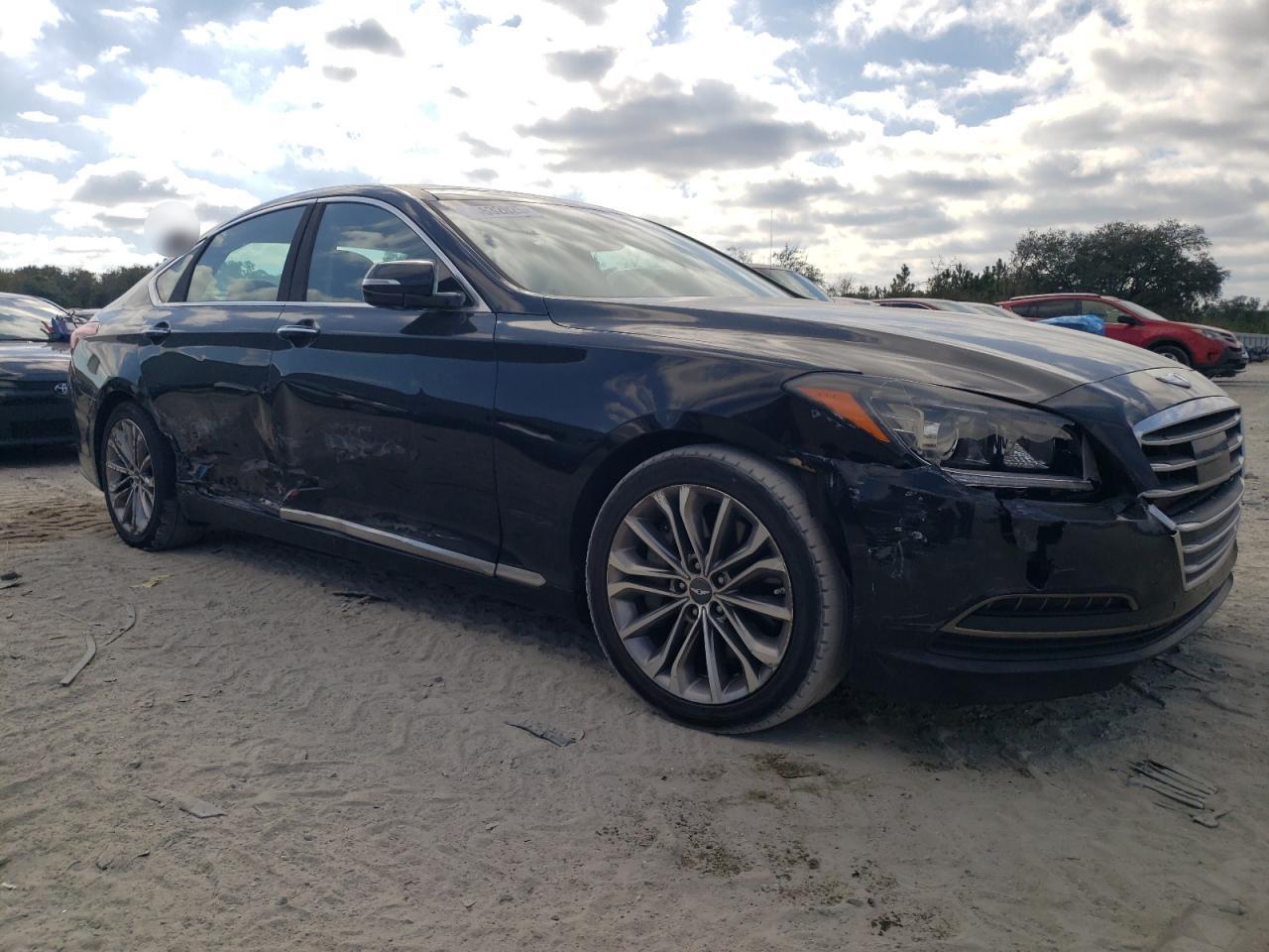 2015 Hyundai Genesis - Image 4