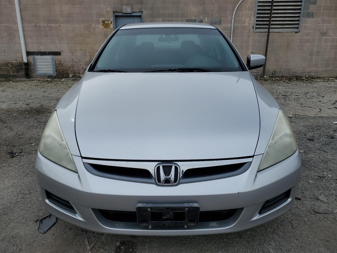 2007 Honda Accord - Image 5