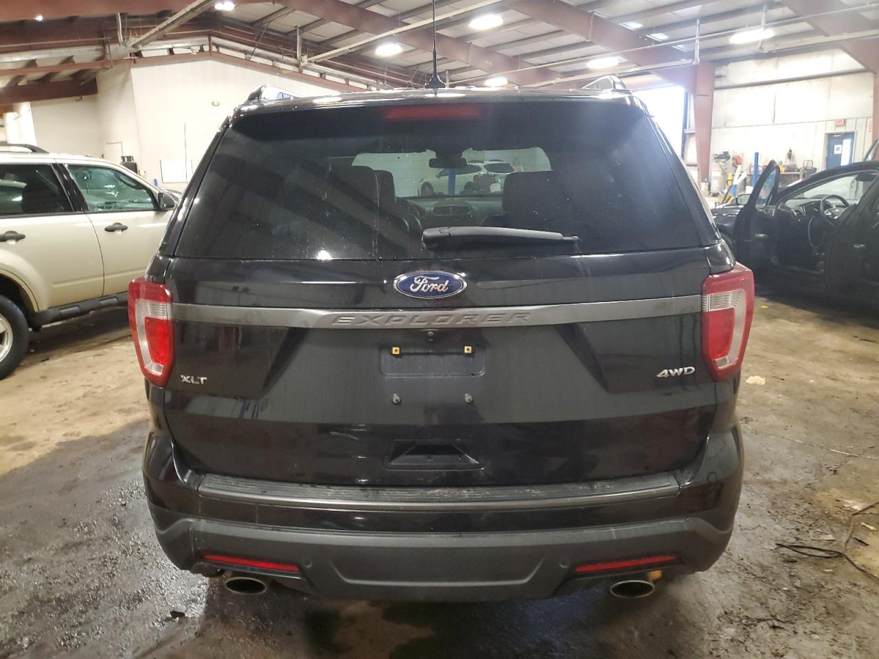 2019 Ford Explorer - Image 6
