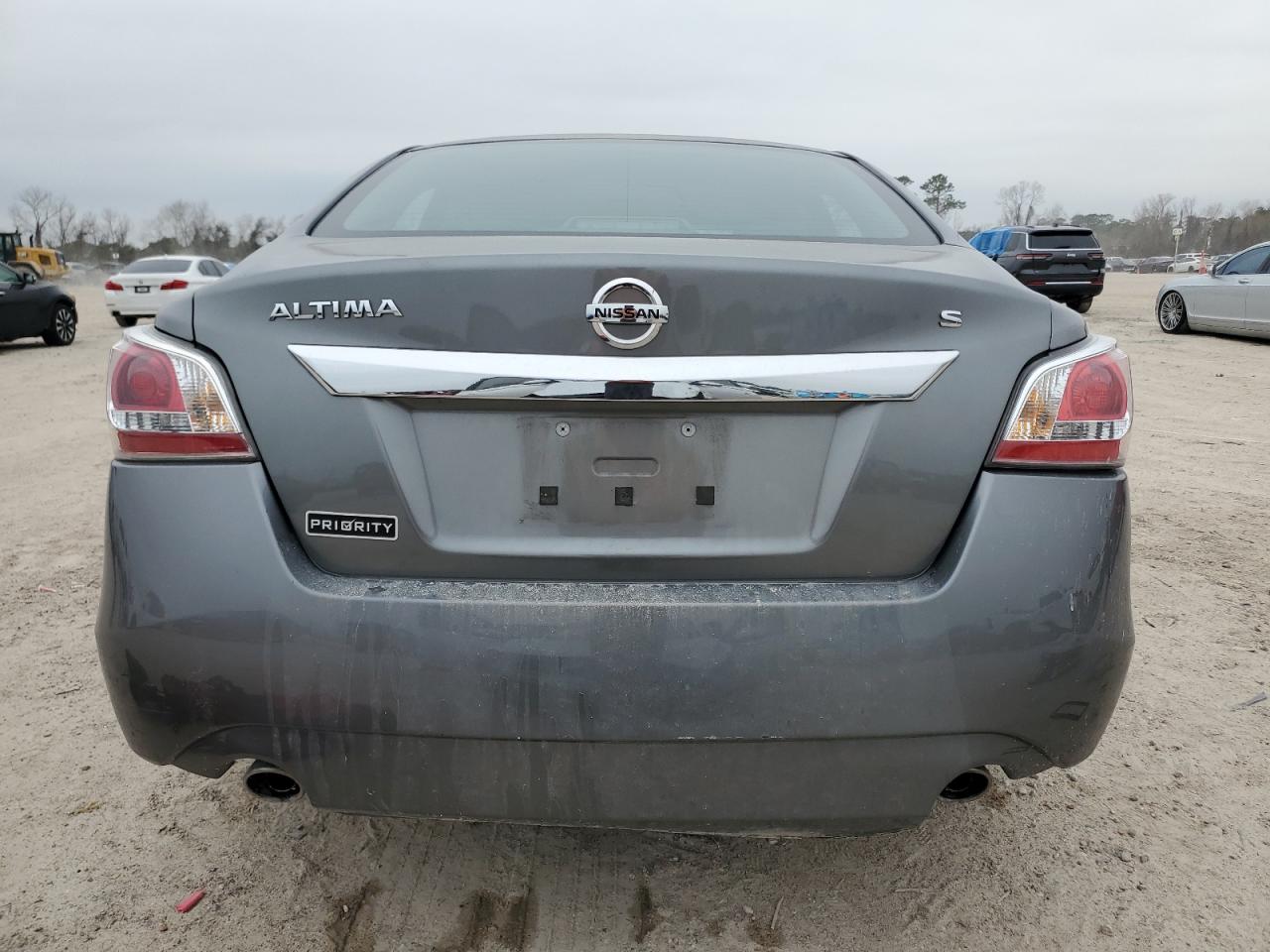 2015 Nissan Altima - Image 6