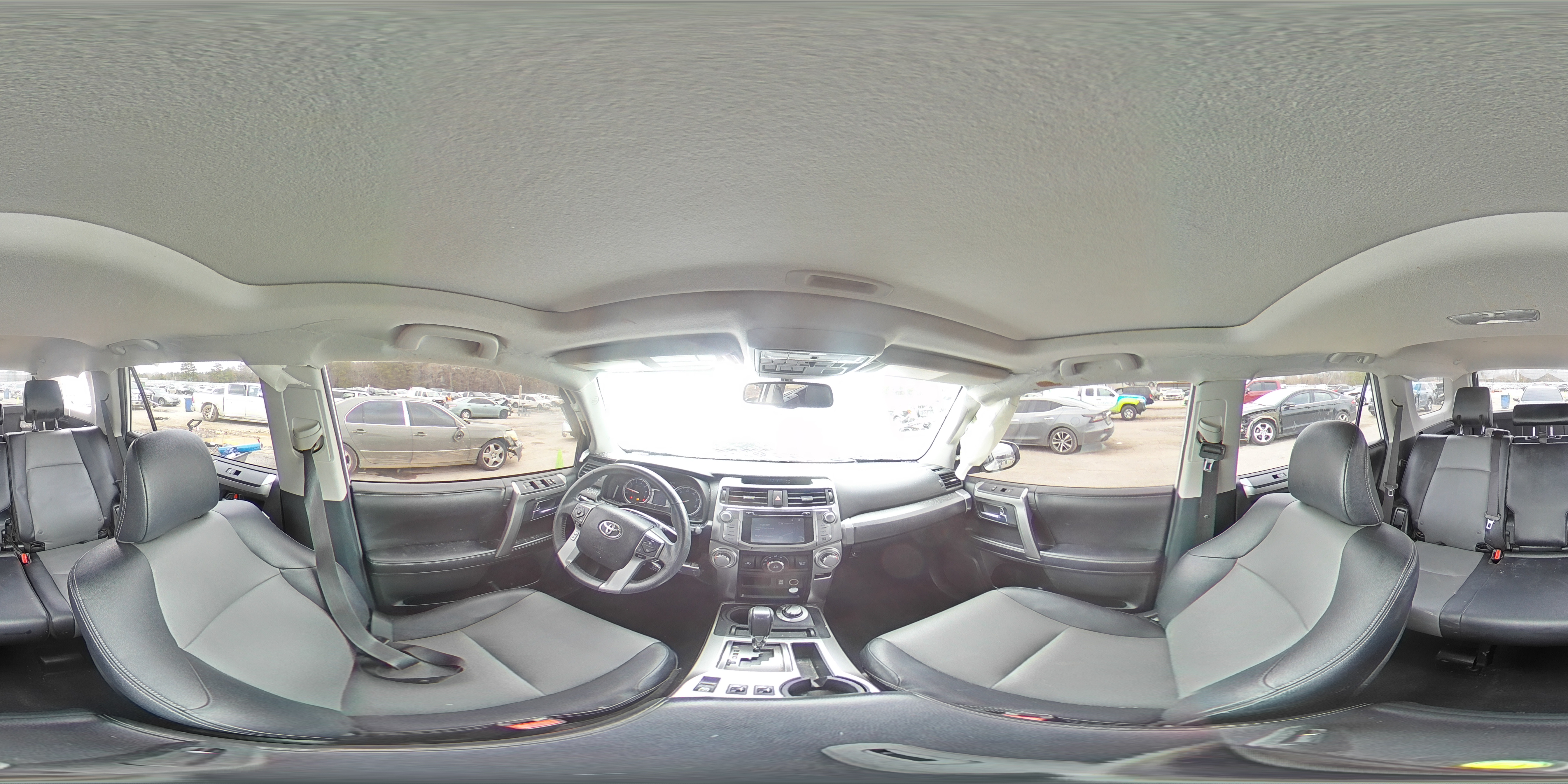 2016 Toyota 4Runner - Image 13