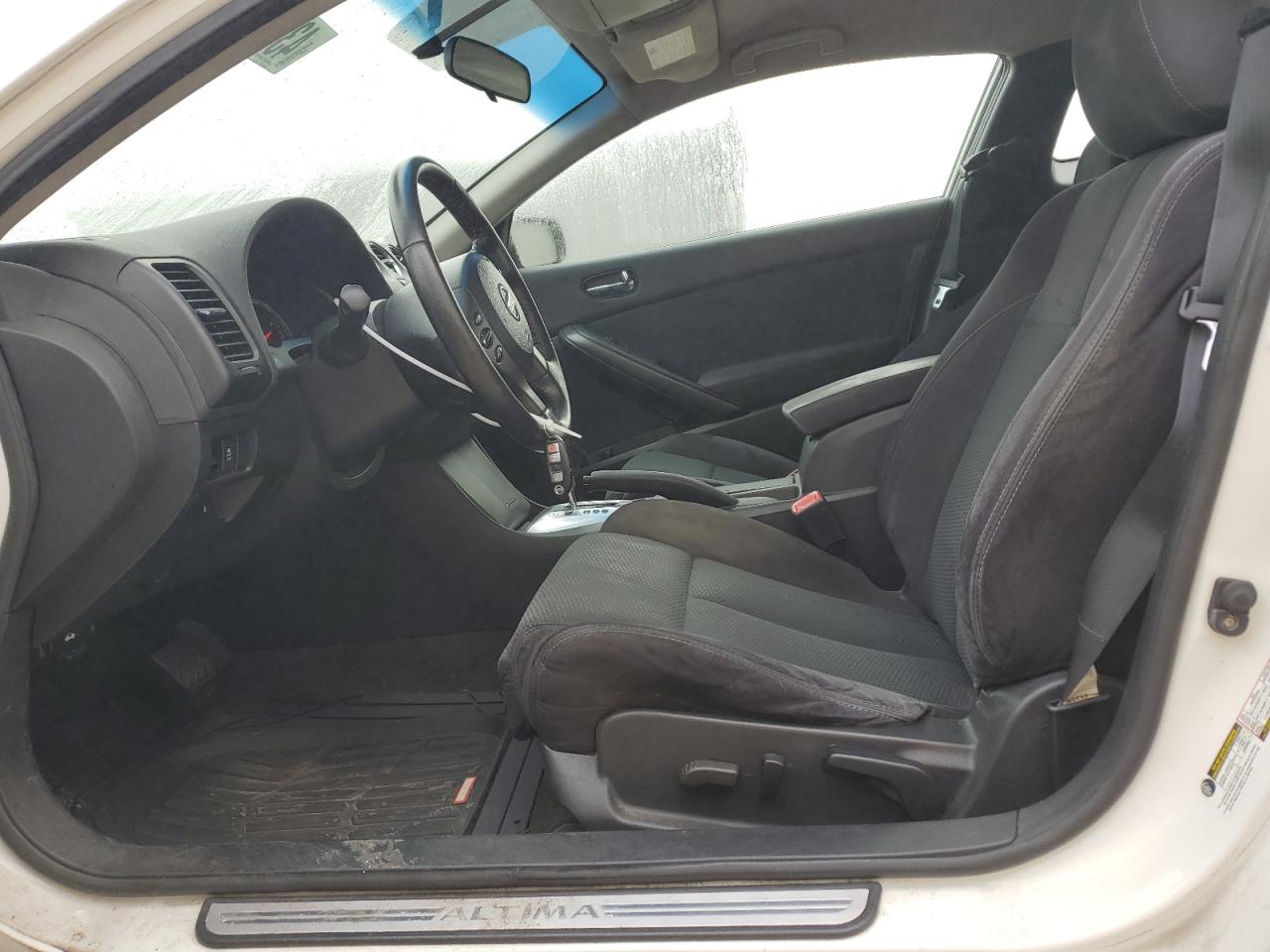 2011 Nissan Altima - Image 7
