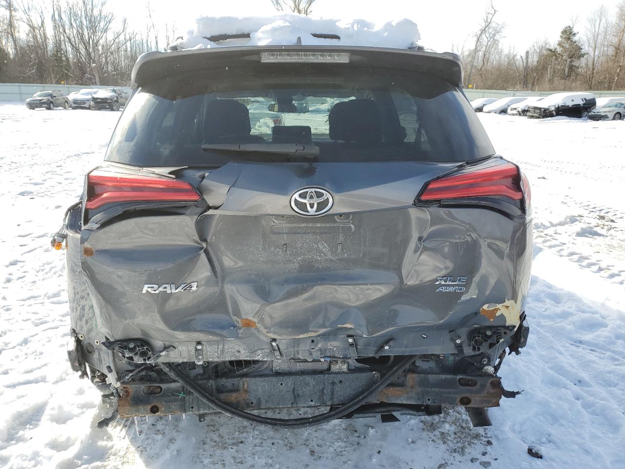 2018 Toyota RAV 4 - Image 6