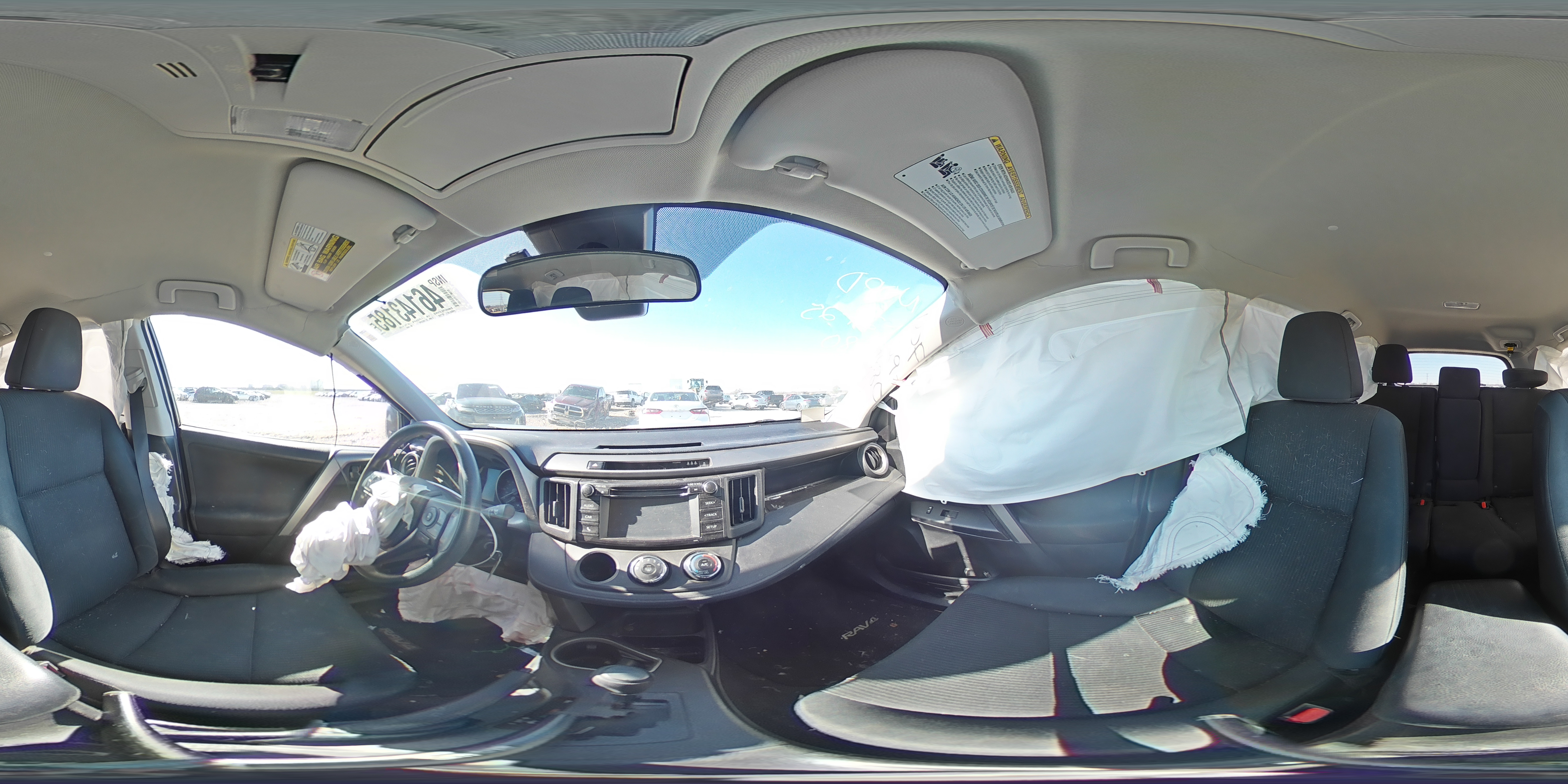 2017 Toyota RAV 4 - Image 12