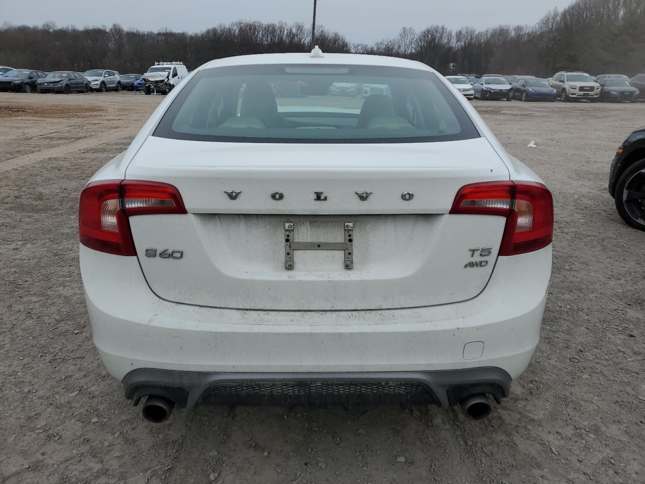 2018 Volvo S60 - Image 6