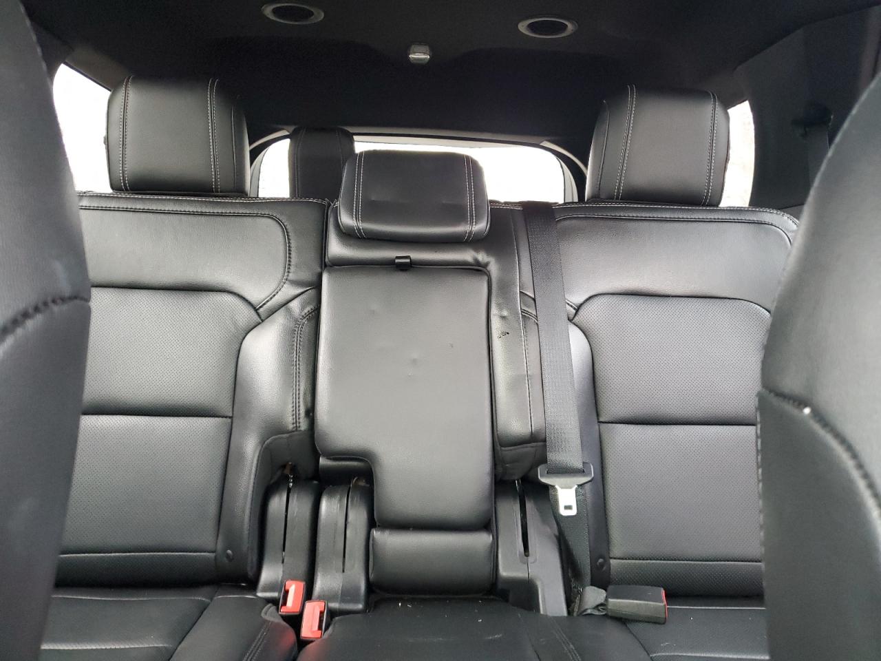 2018 Ford Explorer - Image 10