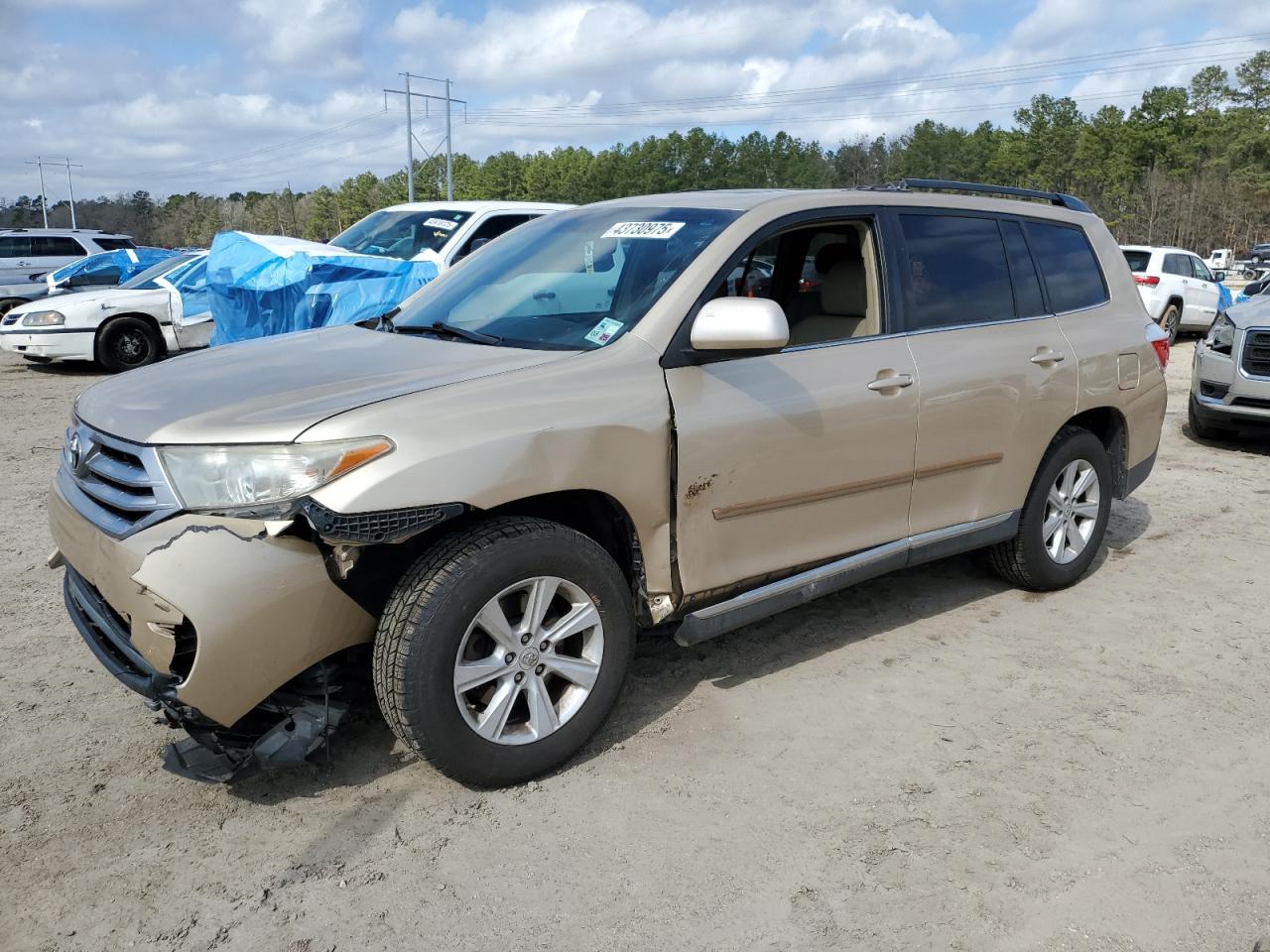 2011 Toyota Highlander - Image 1