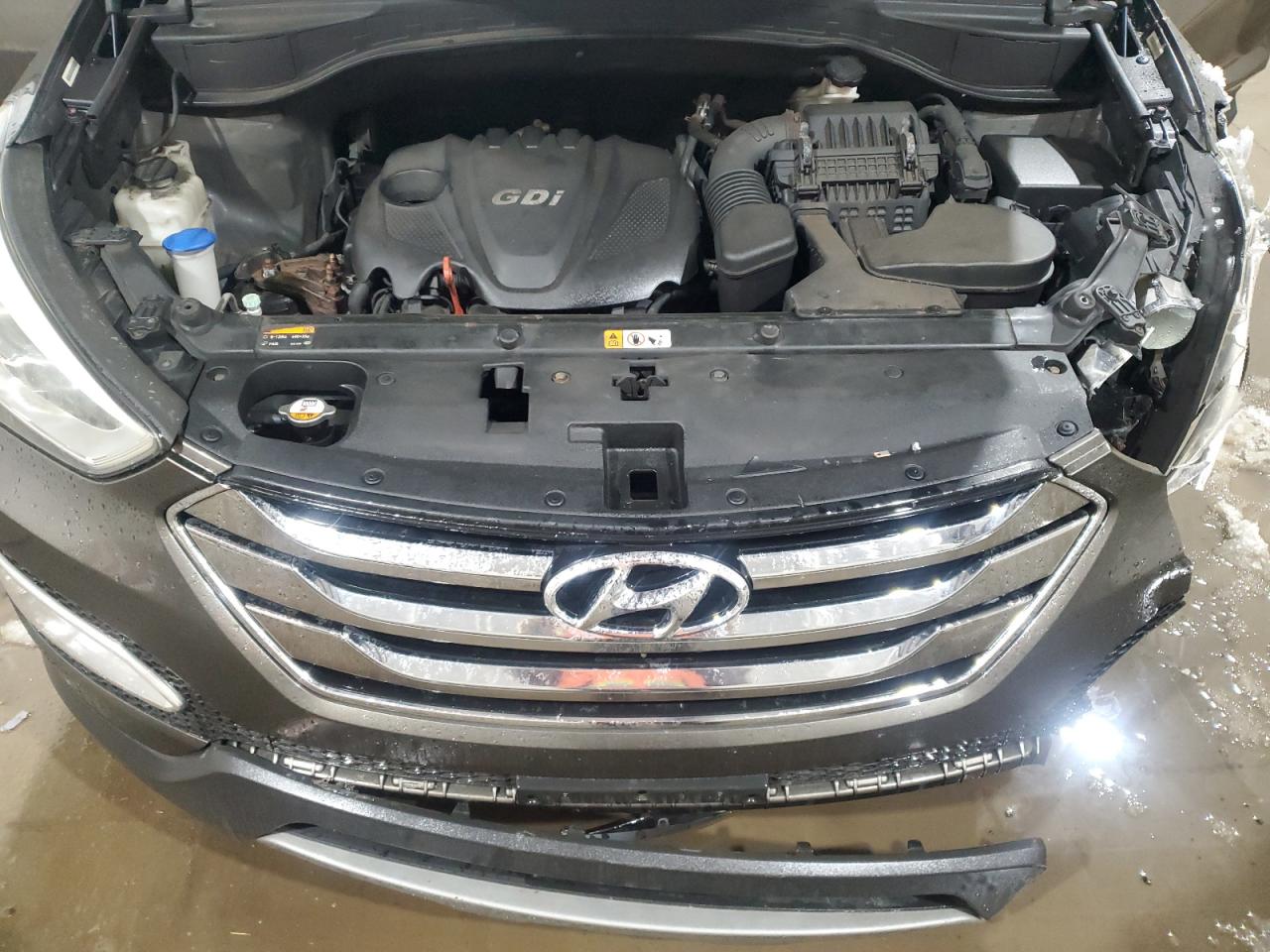 2014 Hyundai Santa Fe - Image 11